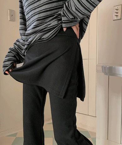 Nubi napping wrap skirt boot cut banding pants