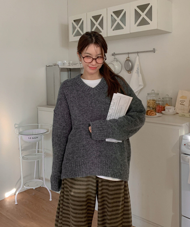 Kino V-neck Wool Knit