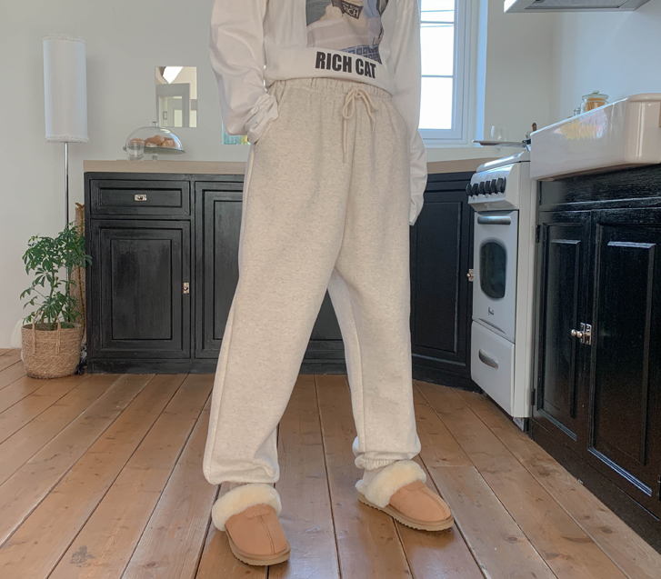 Milk Patch Napping Jogger Banding Training Pants