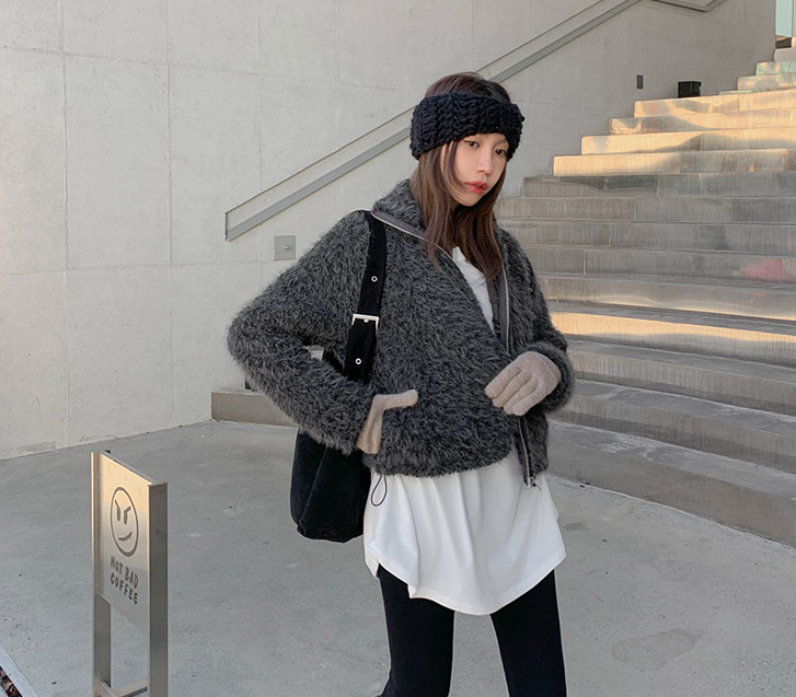 Jay's Crop Fur quilting Zip-up