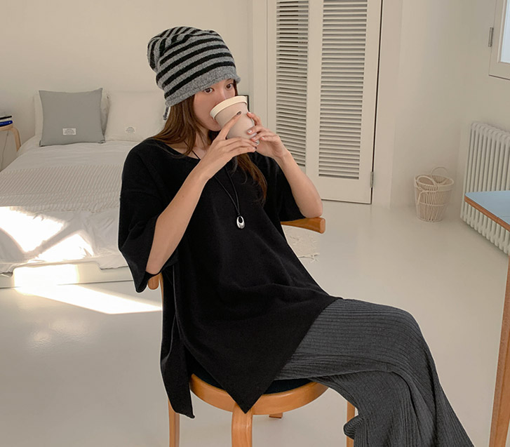 Find Outer Fleece Uniqlo Overfit Short Sleeves T-shirt