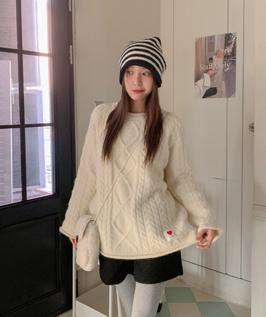 Heart Patch Twiddle Knit