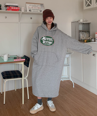 More Nayeom napping hood long one piece