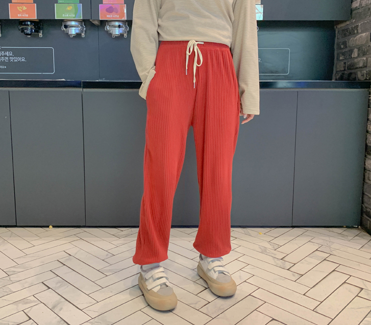 Triple Corrugated Banding Jogger Pants