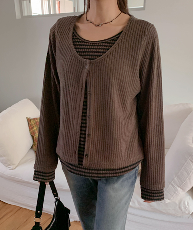 Rose Dangara layered color combination Cardigan T-shirt