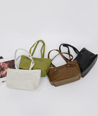 Vintage Square Shoulder Bag