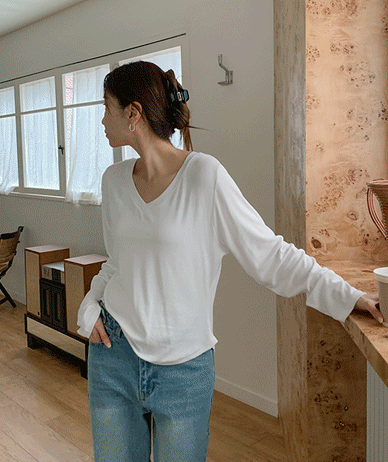 Ringling V-neck Span Long-sleeved T-shirt