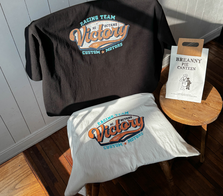 [Unisex] Victory Crack Print Short-sleeve T-shirt