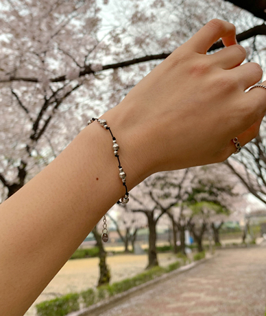 Ari Surgical ball bracelet