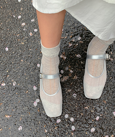 Mott Buckle Mesh Flat