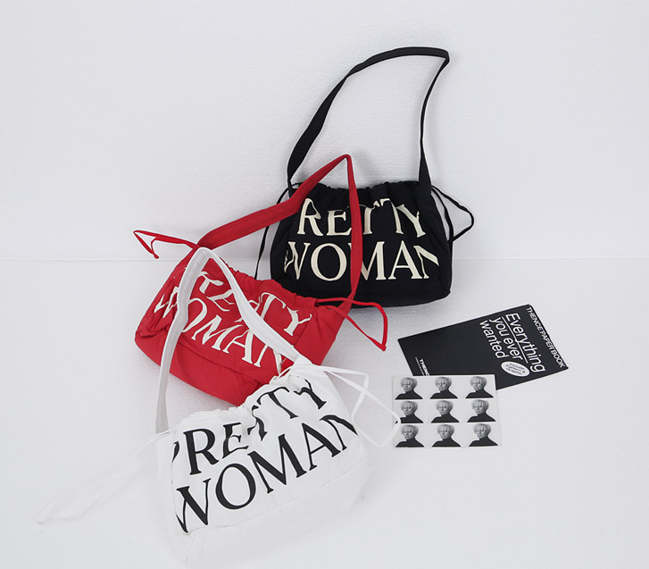 Lettering Casual Bag (Model Wearing Shot)