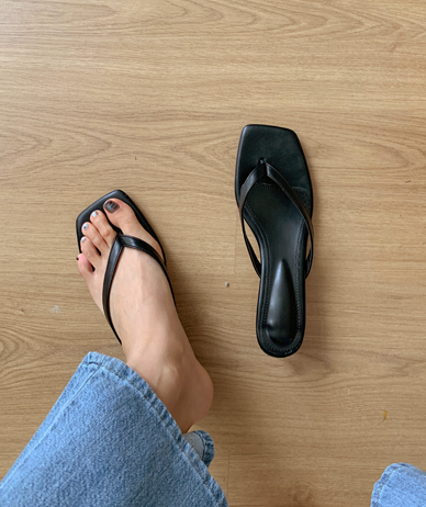 Miko flip-flop shoes