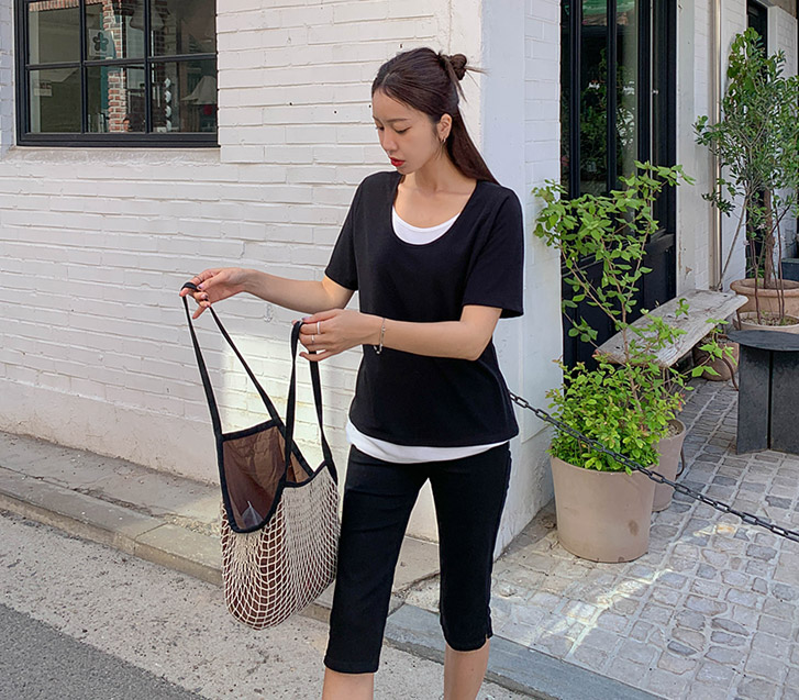Det layered U-neck short sleeves T-shirt