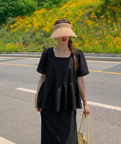 Toki Punching Freel Square Blouse