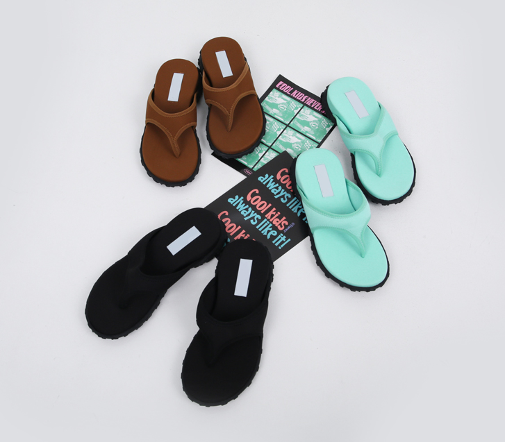 Lovely Neoprene Flip-flops