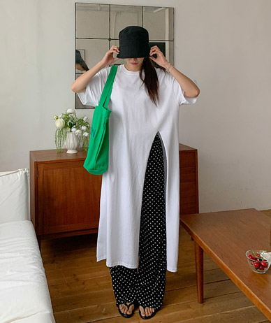 Recklin front eyelid short-sleeve long one piece