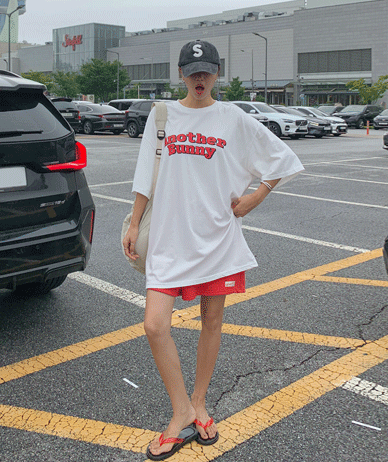 [Unisex] Rabbit Print Pigment Short-sleeve Long T-shirts