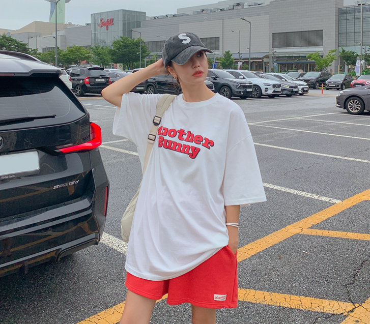 [Unisex] Rabbit Print Pigment Short-sleeve Long T-shirts