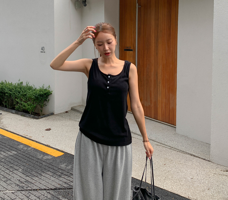 Hisa Button Corrugated Sleeveless shirts