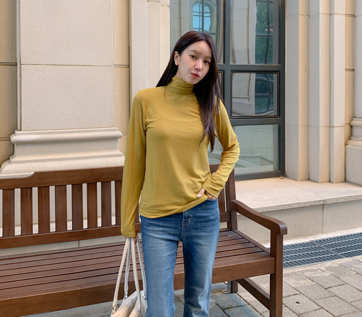 DN Corrugated mock turtleneck T-shirt