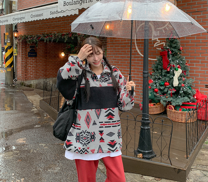 Inca fleece half zip-up sweatshirt