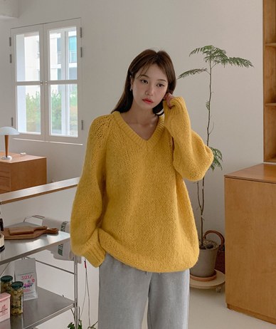 Vera V-neck Wool Knit