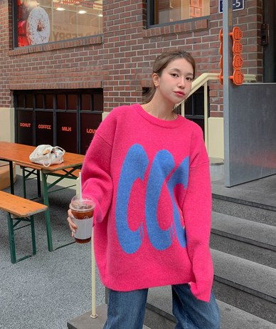 [Unisex] CCC English Boxy Long-sleeve Knit