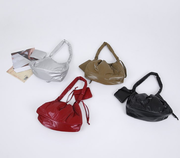 Glossy padded bag