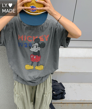 [Unisex] Mickey Crack Pigment Short Sleeves T-shirt