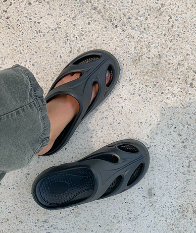 Deca Lightweight Slippers Shoes