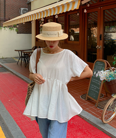 Beta Shirring Short-sleeve Blouse