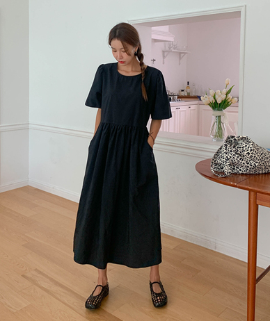 Plan Shirring Short-sleeve Long one-piece