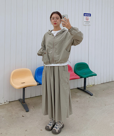 Kevin Nylon Hood Anorak Rong Skirt Set