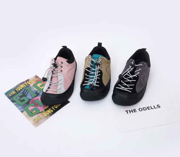 Week color combination cowhide shoes