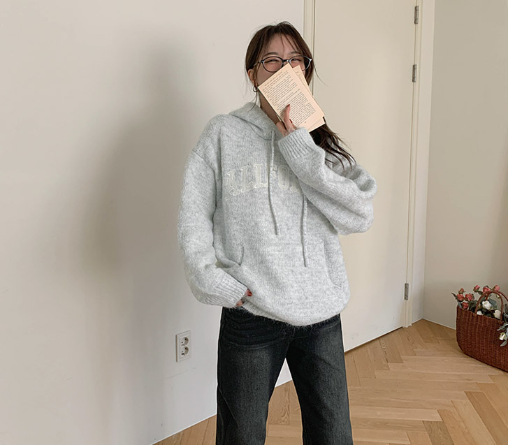 Taka Lettering Wool Hood Knit