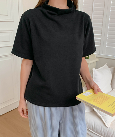 Ove Mink Fur Half-Length Paula Short-Sleeve T-shirt