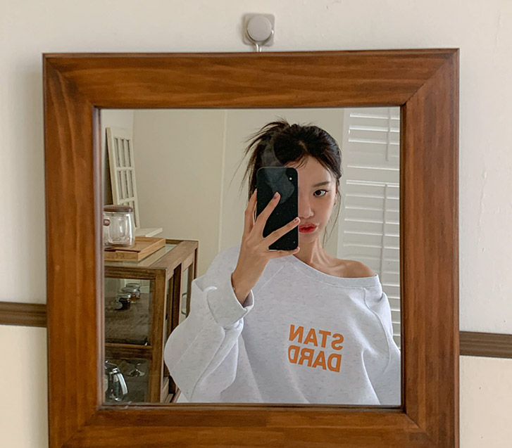 Standard Lettering Double-Sided Nagrang Napping Sweatshirt