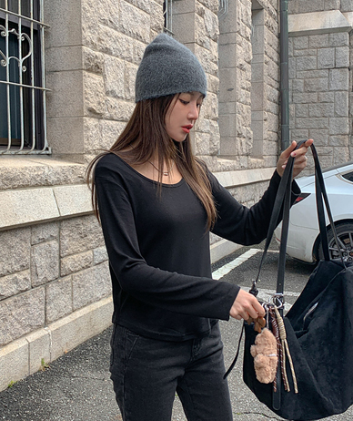 Asel Unek Basic Long-sleeve T-shirt