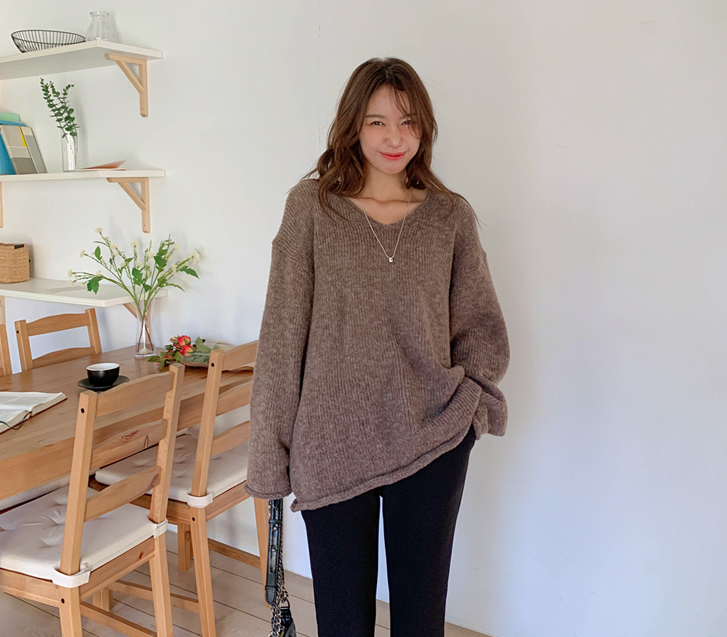 Ripple V-neck Knit