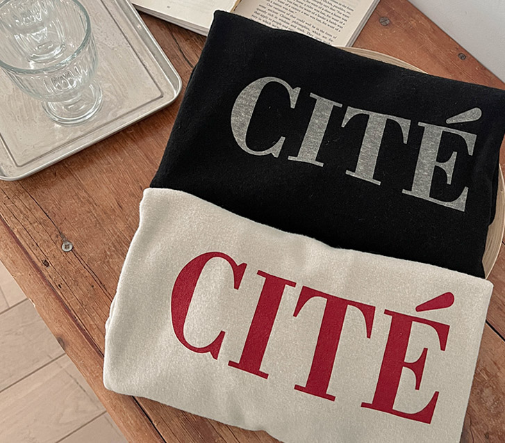 Touched-up, dyed outer fabric, short sleeves T-shirt