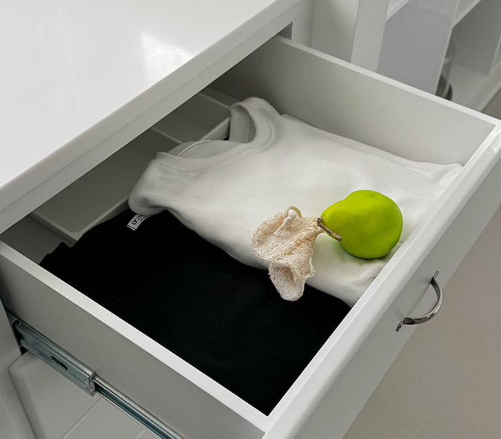 Cafe Basic napping Long-sleeved T-shirt