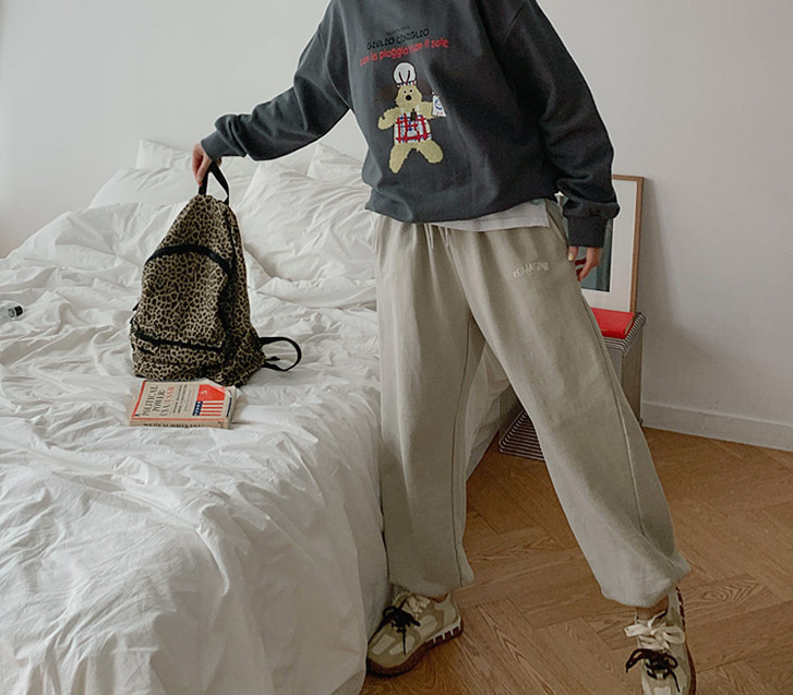 Remagazine Pigment Embroidery Training Jogger Pants