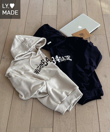 Warren 84 base cracked hoodie