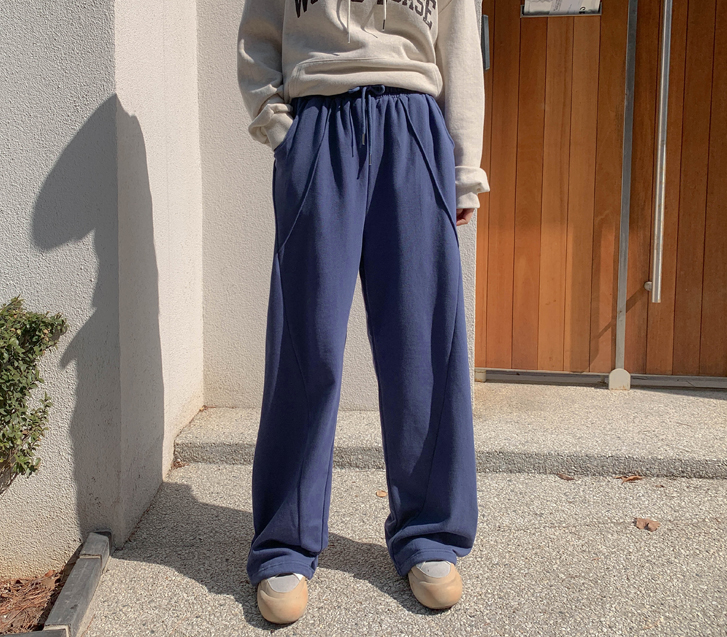 Woody diagonal cut string wide training pants