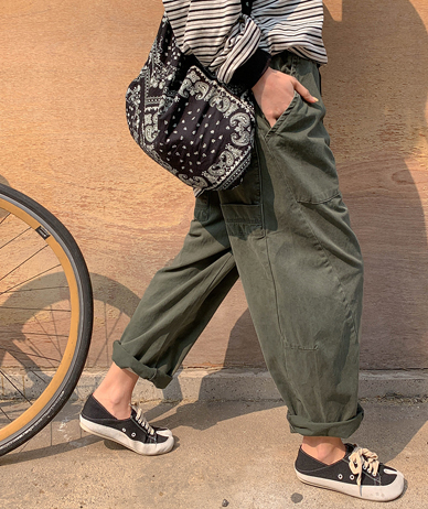 [Unisex] Out-pocket Pigment Banding Balloon Baggy Pants