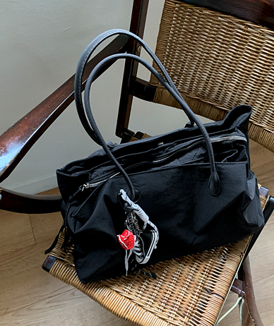 Neora Nylon Loop Bag
