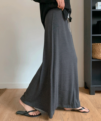 Little striped string skirt