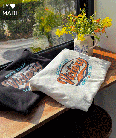 [Unisex] Victory Crack Print Short-sleeve T-shirt