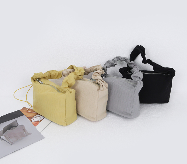 Nia Square String Bag