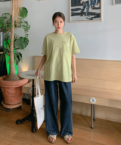 Normal Print Pocket Short Sleeves T-shirt